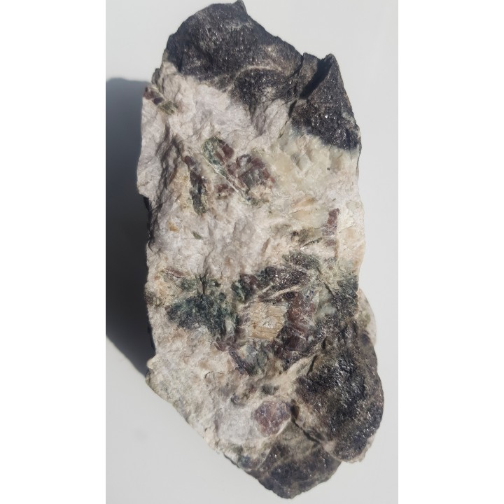 Pegmatoid z szafirem ze Złotego Stoku