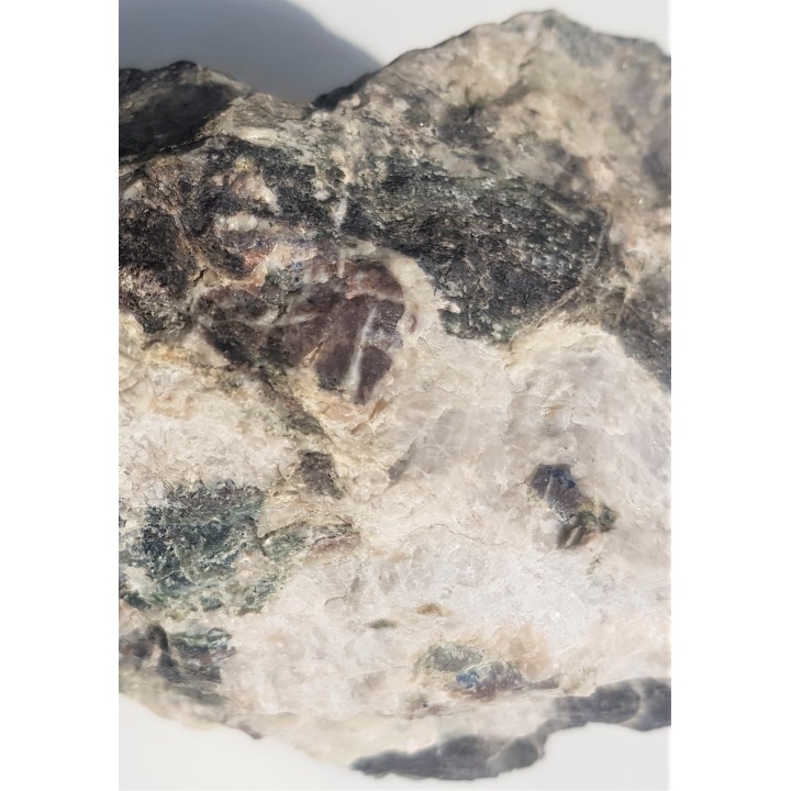 Pegmatoid z szafirem ze Złotego Stoku