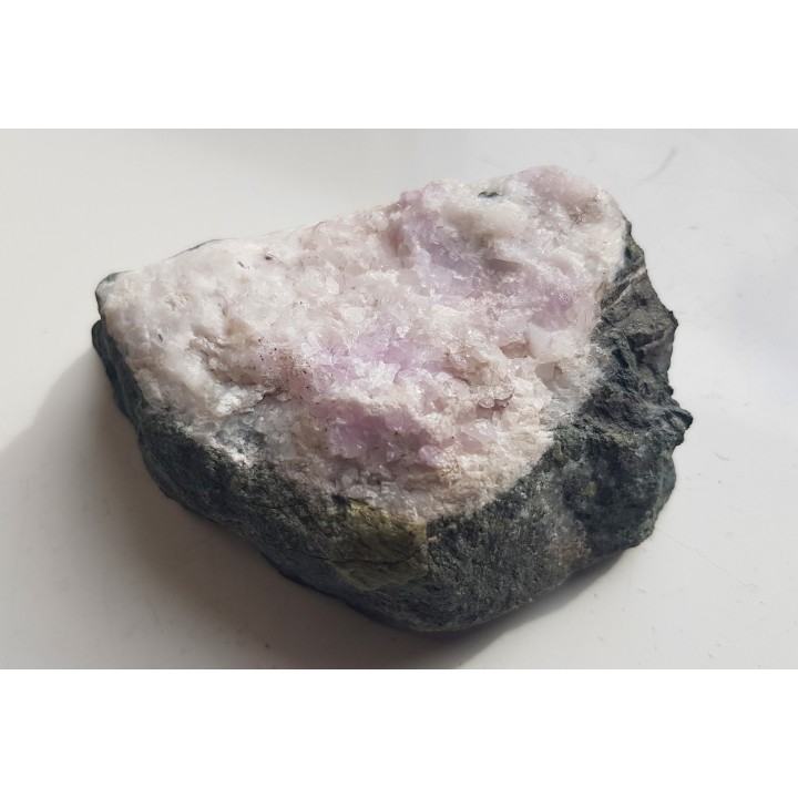 Ametyst w gabrze z Nowej Rudy - Słupca