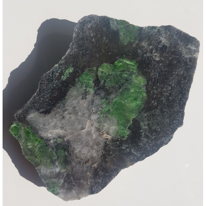 Diopsyd chromowy z Outokumpu w Finlandii