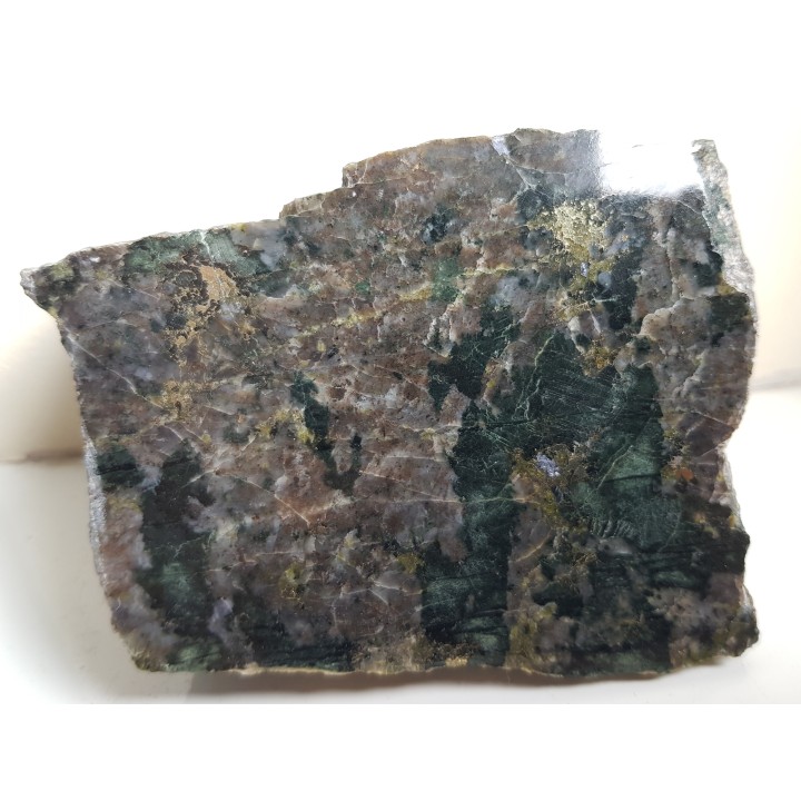 Skapolit, chalkopiryt i molibdenit w skarnie ze Svappavaary, Norrbotten (Szwecja)