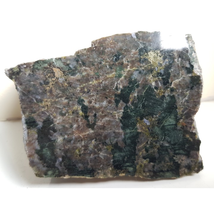 Skapolit, chalkopiryt i molibdenit w skarnie ze Svappavaary, Norrbotten (Szwecja)