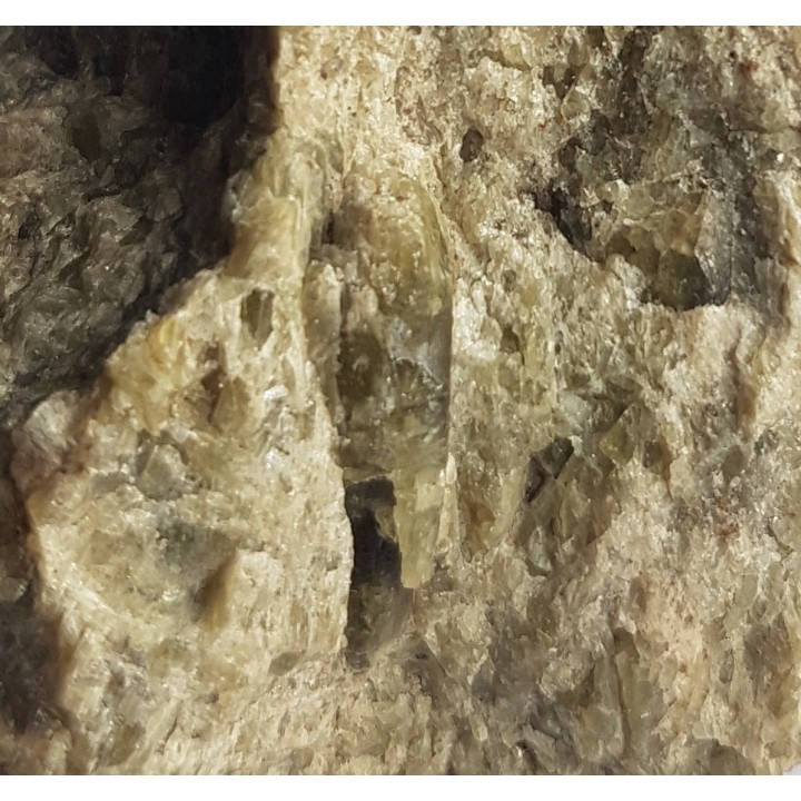 Krystaliczny wezuwian z Jordanowa Śląskiego