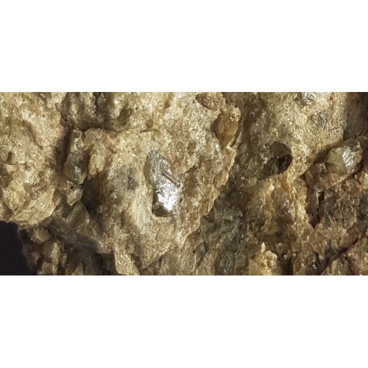 Krystaliczny wezuwian z Jordanowa Śląskiego