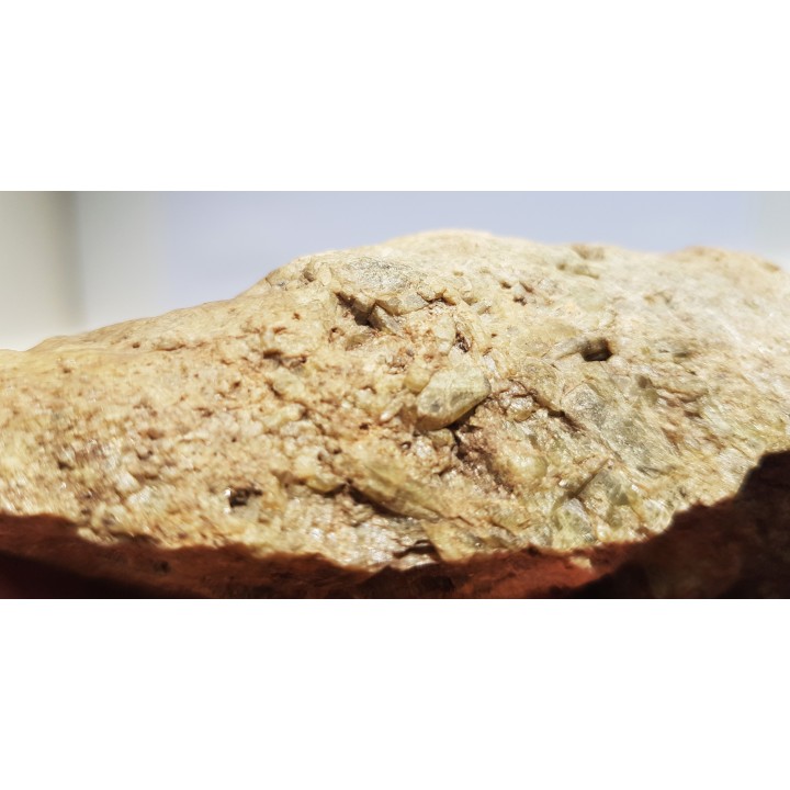 Krystaliczny, zielony wezuwian z Jordanowa Śląskiego