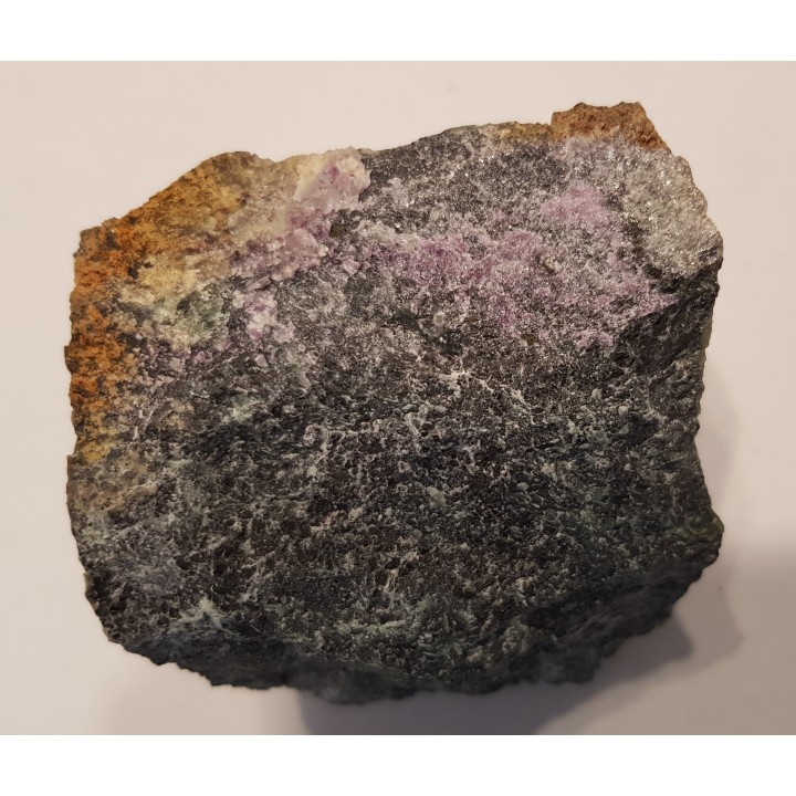 Amesyt chromowy z Tąpadeł k. Sobótki