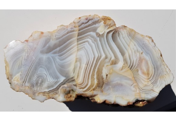 Agat "rzeczny" z Bobru w Sudetach (river agate)