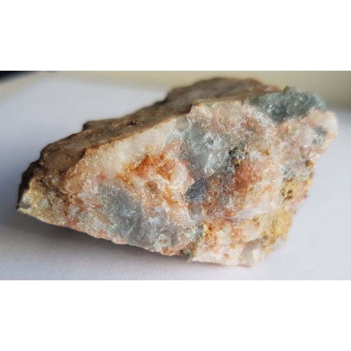 Błękitny wavellit z Gozdna w Górach Kaczawskich