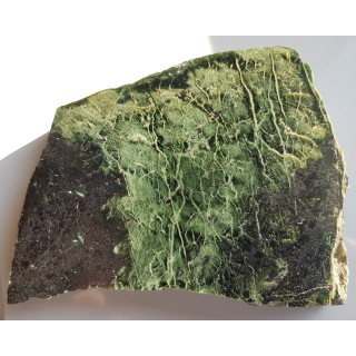 Płytka rudy chromitowej z Tąpadeł k. Sobótki