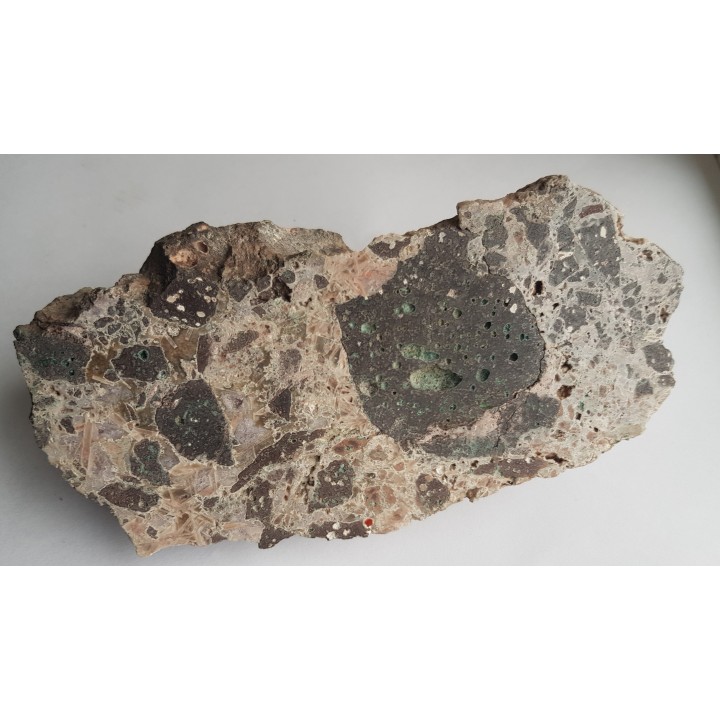 Brekcja melafirów spojona krzemionką z Sokołowca w G. Kaczawskich