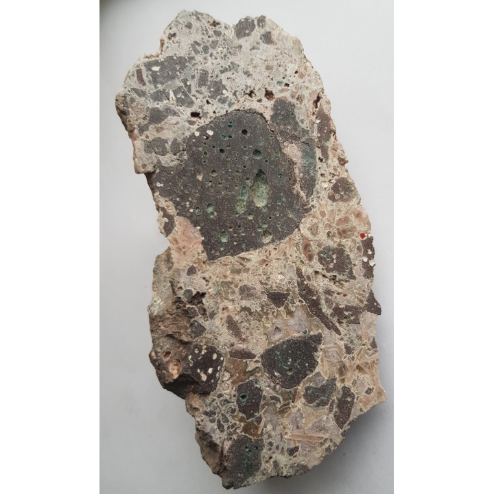 Brekcja melafirów spojona krzemionką z Sokołowca w G. Kaczawskich