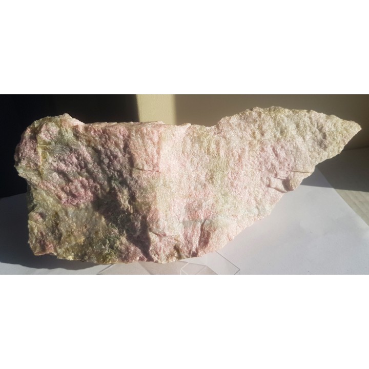 Spektakularny thulit z Jordanowa Śląskiego