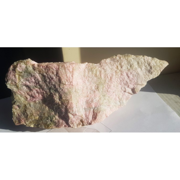 Spektakularny thulit z Jordanowa Śląskiego