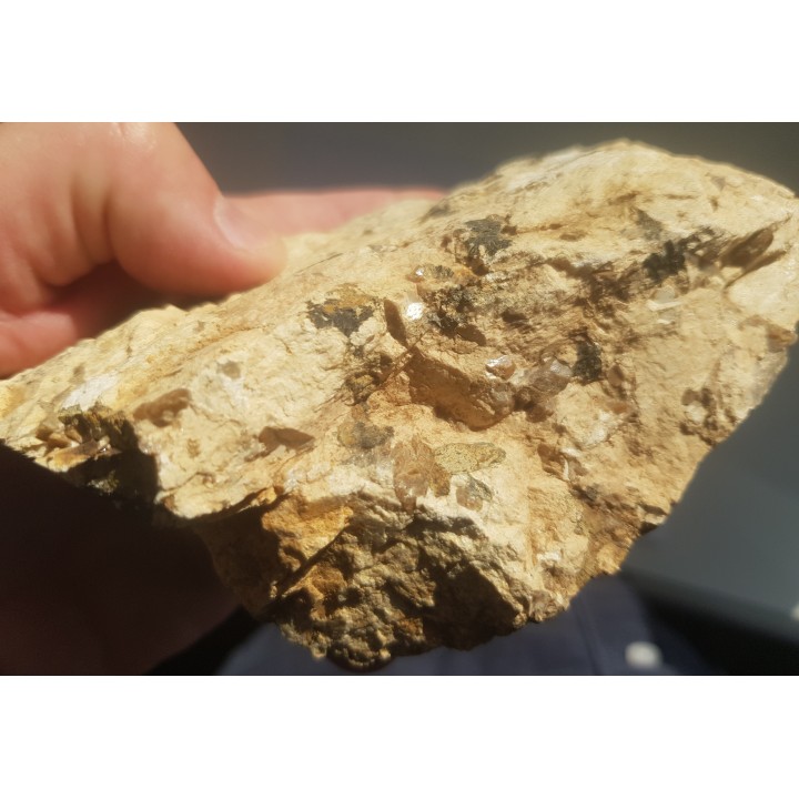 Wyjątkowy okaz tytanitu z Gór Sowich