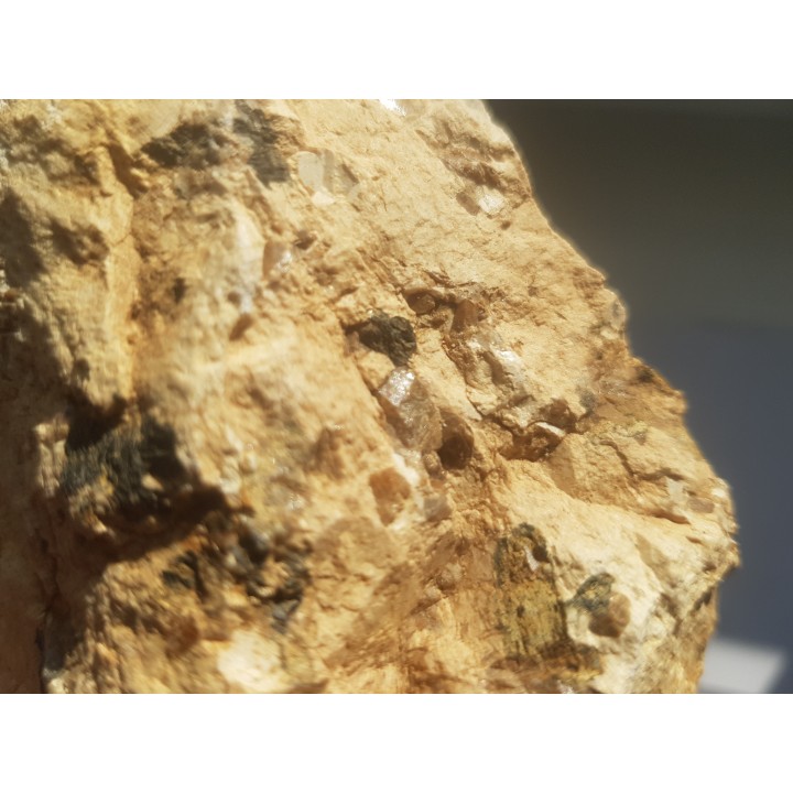 Wyjątkowy okaz tytanitu z Gór Sowich