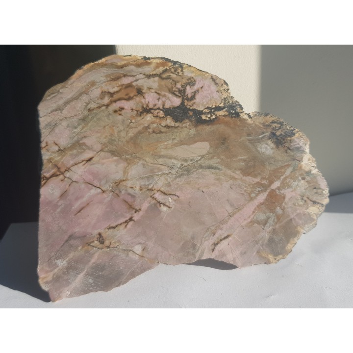 Rodonit ze złoża Dadu w Carlibaba, Bukowina, Rumunia