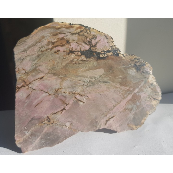 Rodonit ze złoża Dadu w Carlibaba, Bukowina, Rumunia