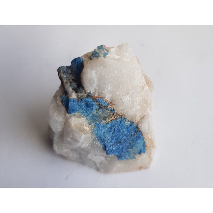 Lazulit w kwarcu z Kostolanów pod Tribecem (Słowacja)