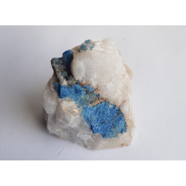 Lazulit w kwarcu z Kostolanów pod Tribecem (Słowacja)