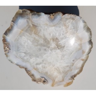 Biały agat "rzeczny" z Bobru w Sudetach (river agate)
