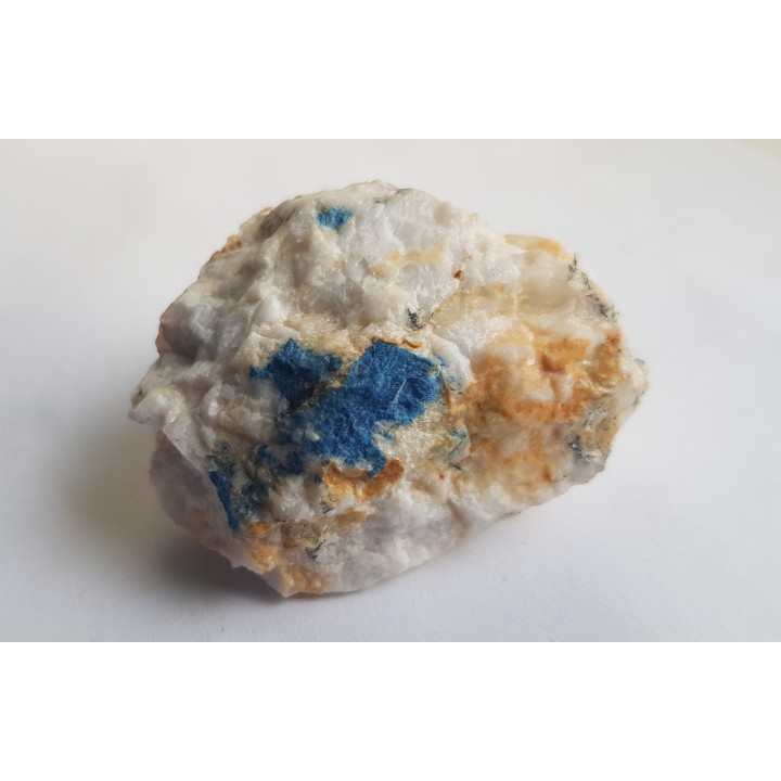 Lazulit w kwarcu z Kostolanów pod Tribecem (Słowacja)