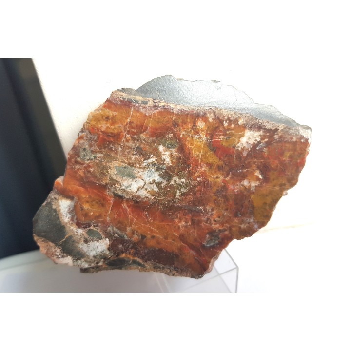 Jaspis w trachybazalcie z Borówna