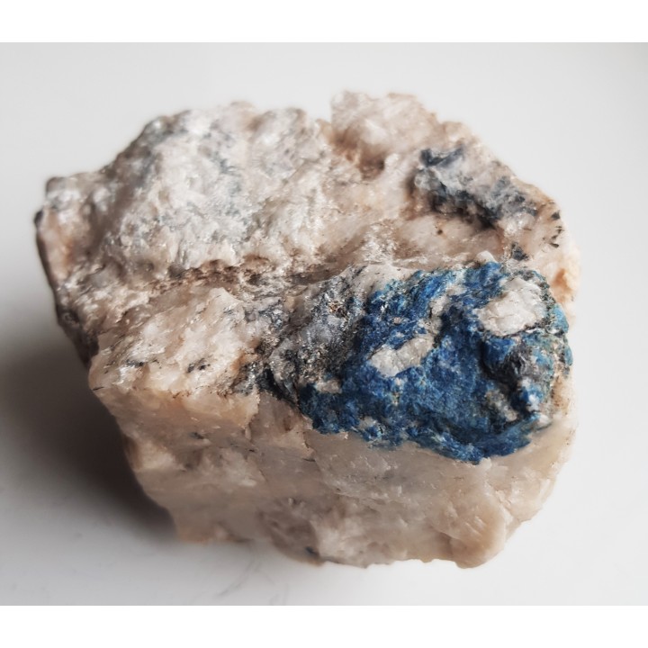 Okazały lazulit w kwarcu z Kostolanów pod Tribecem (Słowacja)