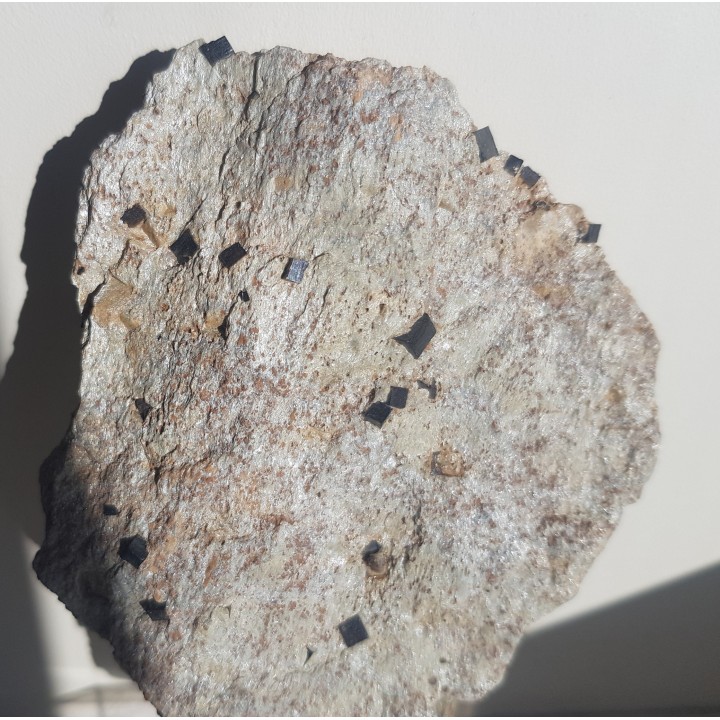 Piryt w łupku serycytowo-kwarcowym z Wojcieszowa