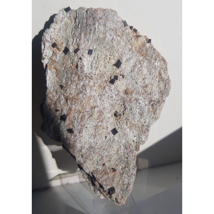 Piryt w łupku serycytowo-kwarcowym z Wojcieszowa