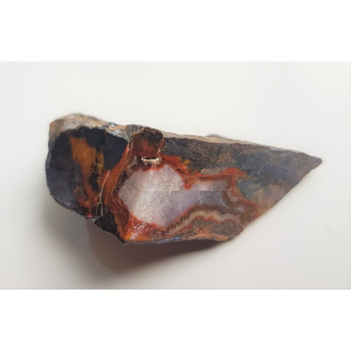 Agat żyłowy z Borówna