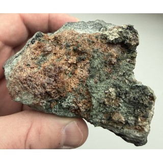 Granat, amfibole, epidot i piryt z Kowar