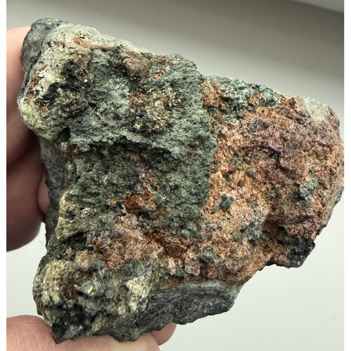 Granat, amfibole, epidot i piryt z Kowar