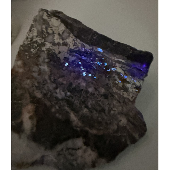 Obfity scheelit w rudzie chalkopirytowo-arsenopirytowej z Radzimowic