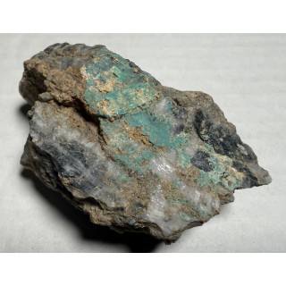 Turkus na skale macierzystej z Pustkowa Wilczkowskiego