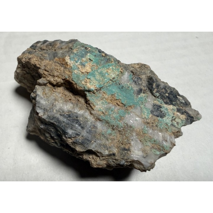 Turkus na skale macierzystej z Pustkowa Wilczkowskiego