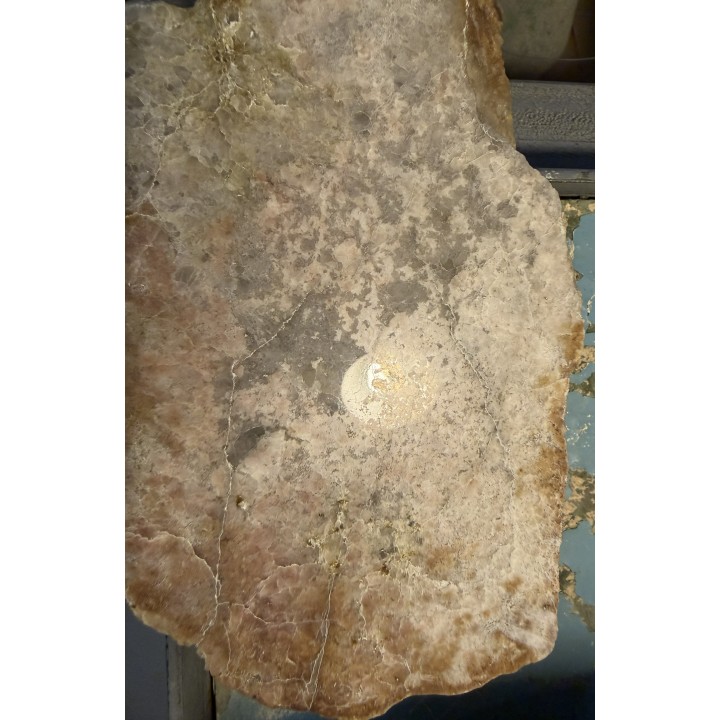 Duża płyta grejzenu z różowymi topazami z Wyrwaka