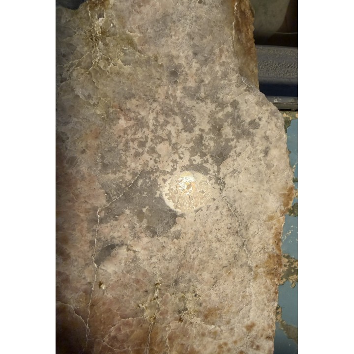 Duża płyta grejzenu z różowymi topazami z Wyrwaka