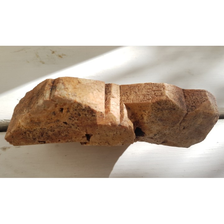 Pięknie wykształcone kryształy skalenia potasowego