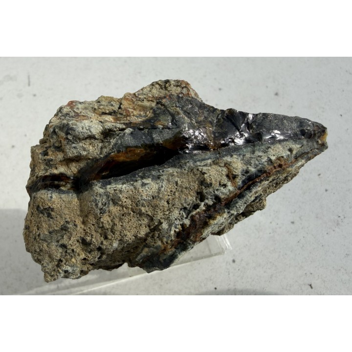 Opal z Sokolnik k. Jordanowa Śląskiego