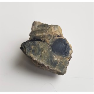 Kordieryt w pegmatycie z Zagórza Śląskiego