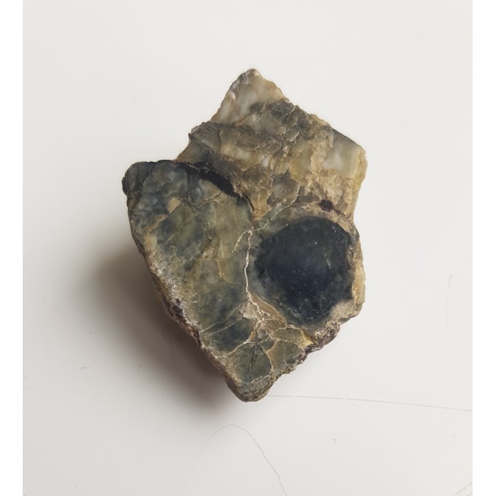 Kordieryt w pegmatycie z Zagórza Śląskiego