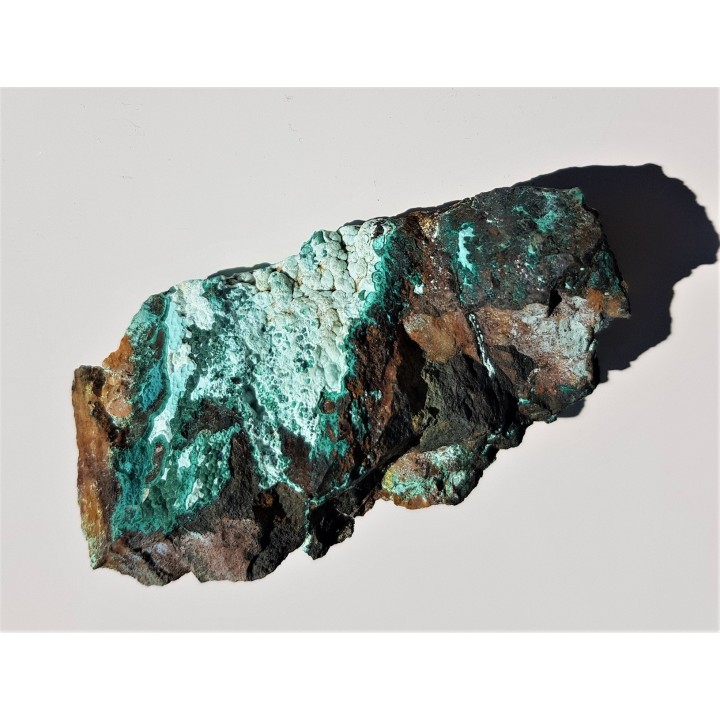 Naciekowy malachit z Miedzianki sudeckiej