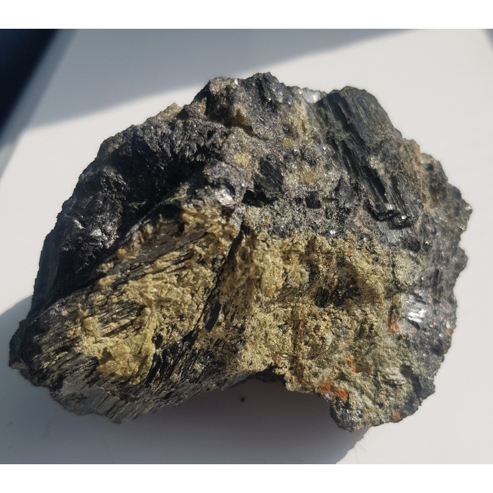 Pegmatyt hornblendowo-apatytowy z Bystrzycy Grn.