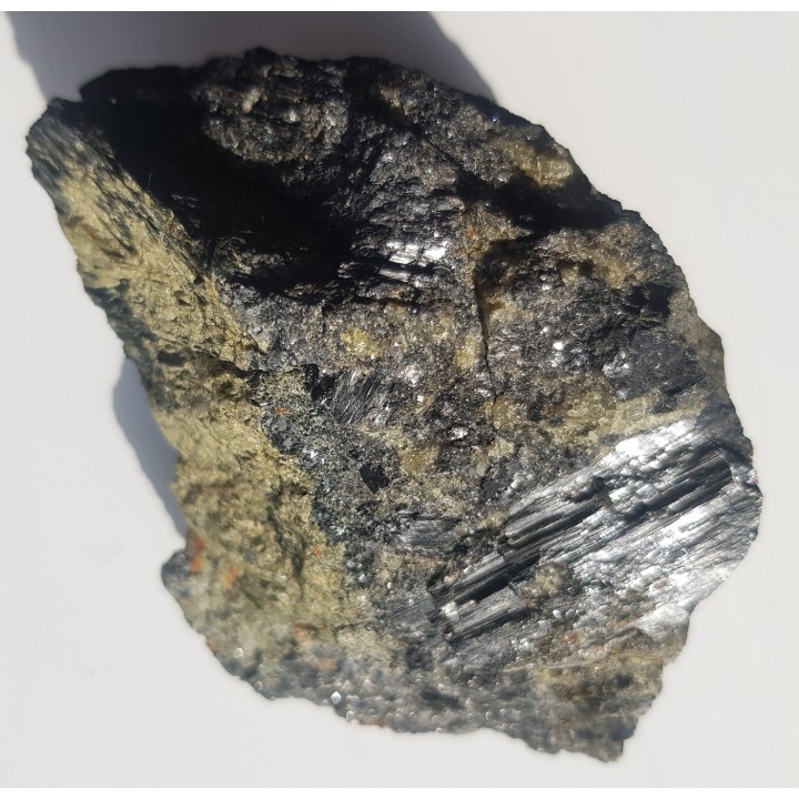 Pegmatyt hornblendowo-apatytowy z Bystrzycy Grn.