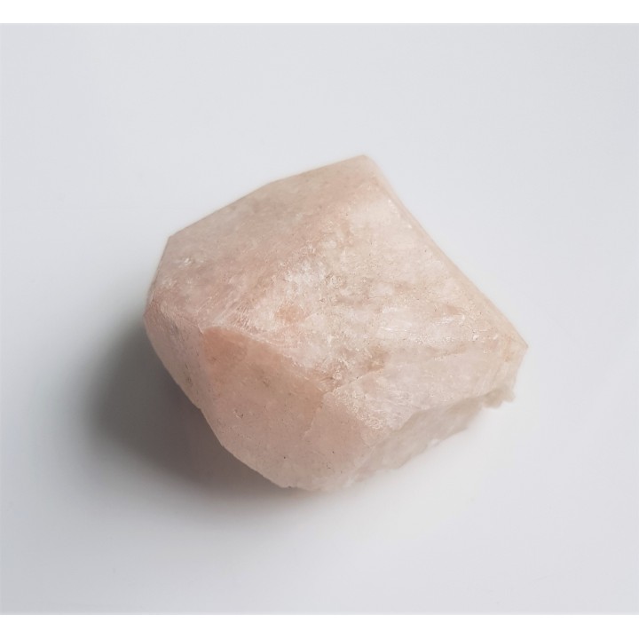 Kryształ kwarcu różowego z Izerskich Garbów