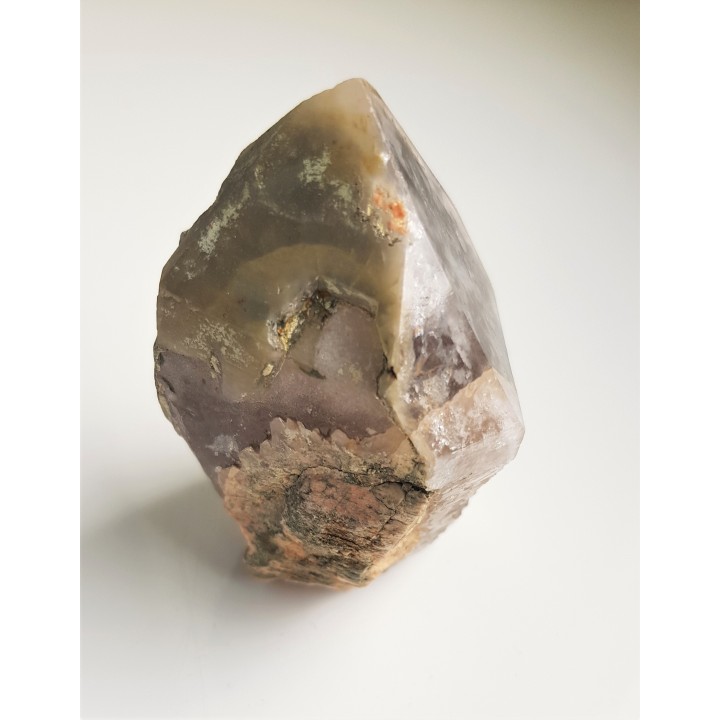 Wyjątkowy kwarc z zielonym zakończeniem