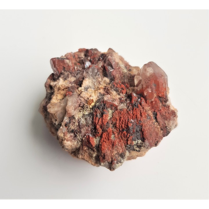 Szczotka kwarców z hematytem z okolic Jeleniej Góry