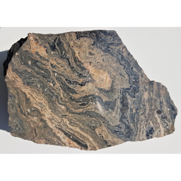 Polerowany okaz ignimbrytu z Wałbrzycha