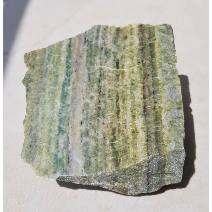 Polerowany ofikalcyt z Rędzin k. Kamiennej Góry