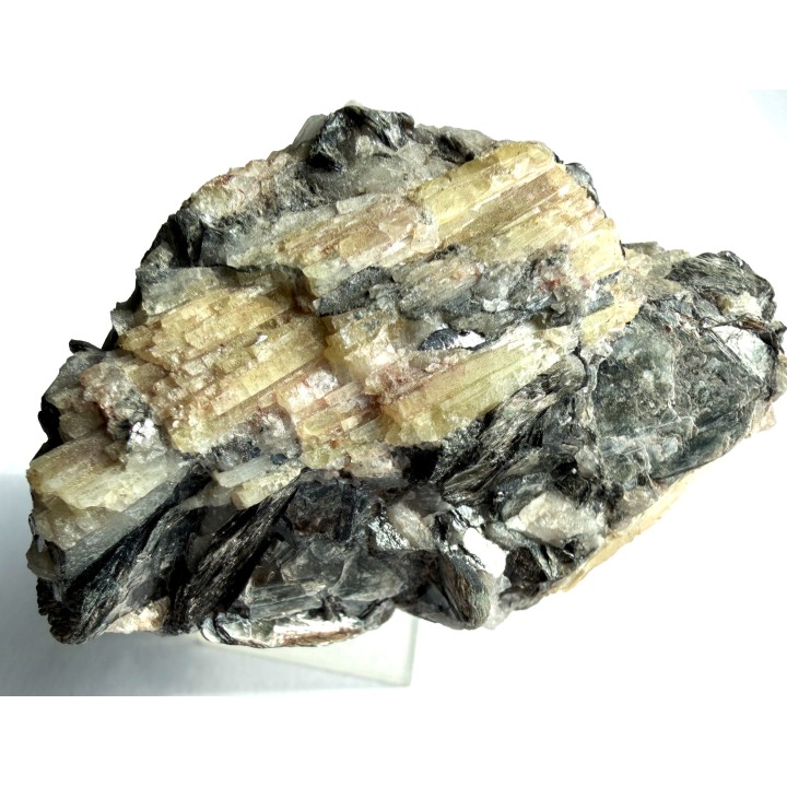 Topaz (pyknit) w grejzenie z Altenbergu (Góry Kruszcowe, Niemcy)